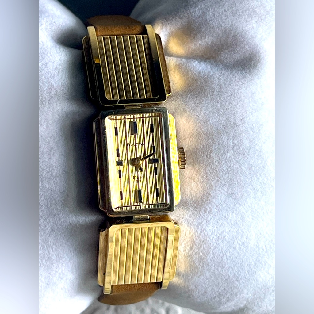Bulova Dior Gold Plated Mechanical Ladies Watch From 1960